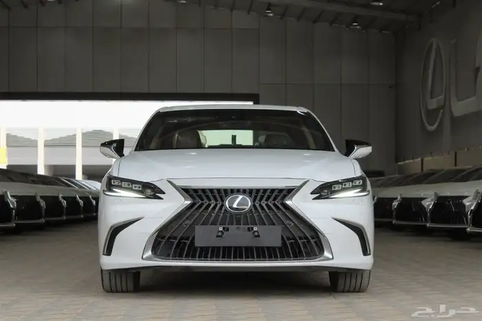 لكزس - ES300 HH هايبرد - 2025 - فل كامل - خليجي 2