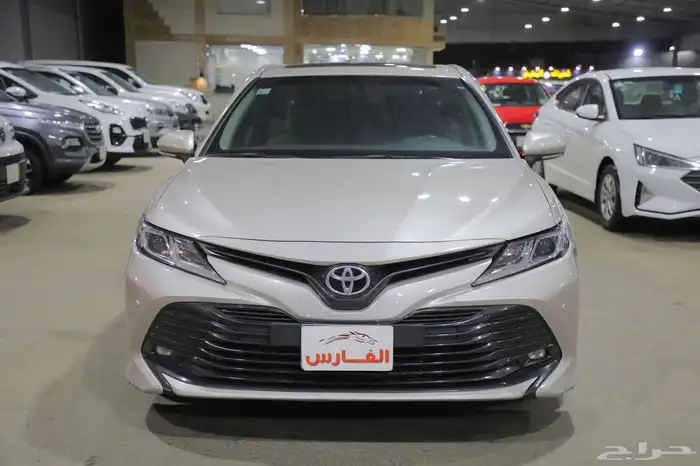 تويوتا كامري GLE موديل 2019 1