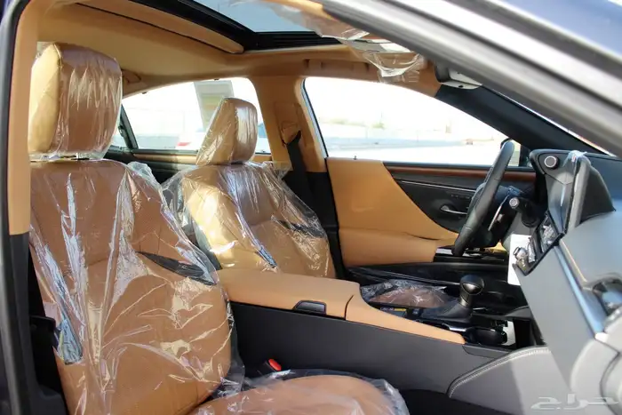 لكزس - ES300 HH هايبرد - 2025 - فل كامل - خليجي 7