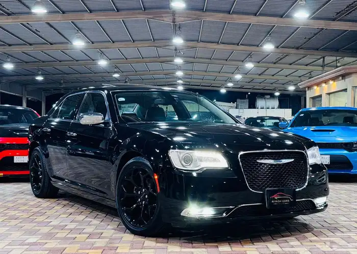 كرايزلر 2019 V6 Sفل (بحالة ممتازة) 1