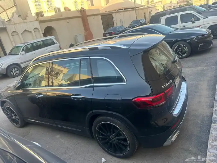 سياره مرسيدس GLBموديل 2023 للتنازل اقساط رقم 3