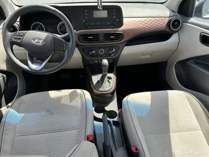هوانداي i10 2
