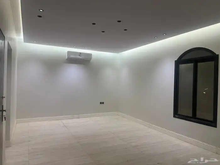 دور علوي للايجار حي الرمال 0