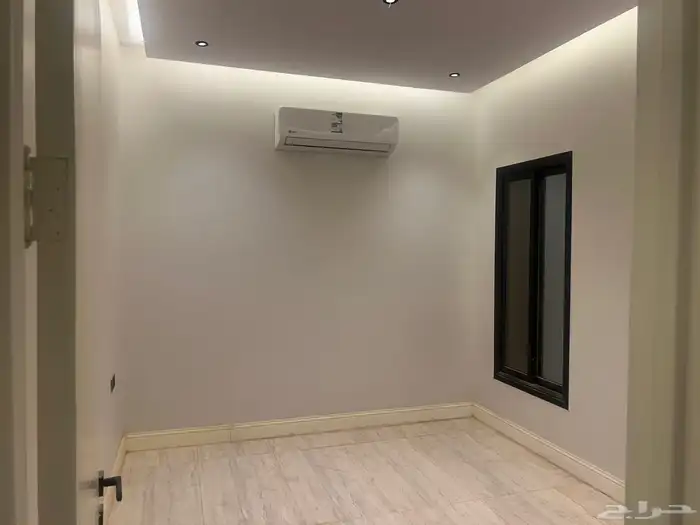 دور علوي للايجار حي الرمال 2