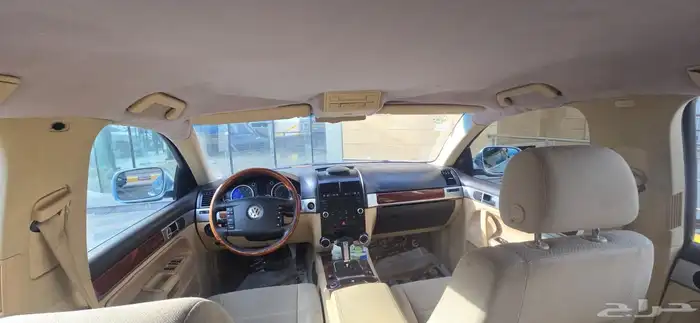 للبيع سيارة   فولكس فاجن طوارق 1