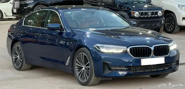 بي ام 2022 5