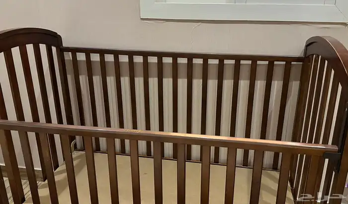 سرير أطفال للبيع 0