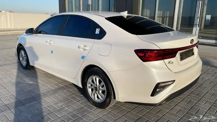 كيا سيراتو K3 2020 .. تبريد مقاعد.. جنط .. بحالة الوكالة 1