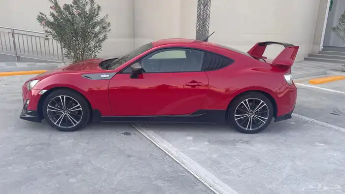 تويوتا رياضية gt86 14