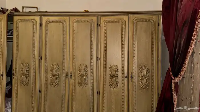 غرفة نوم في حالة جيده 2