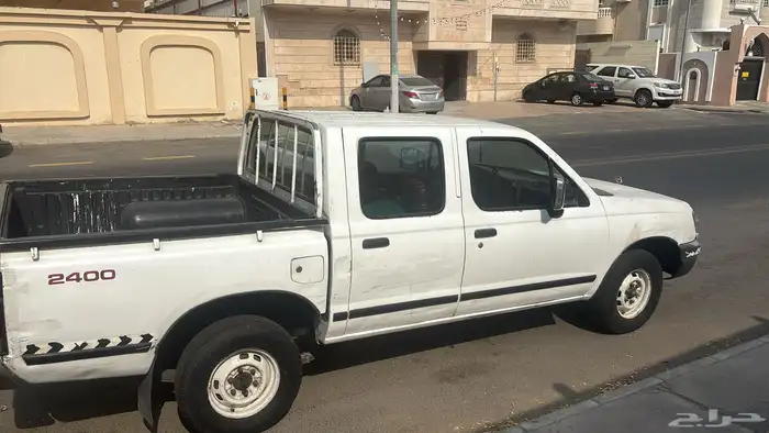 نيسان ديتسون1999 8