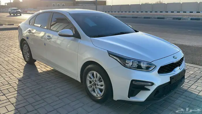 كيا سيراتو K3 2020 .. تبريد مقاعد.. جنط .. بحالة الوكالة 6