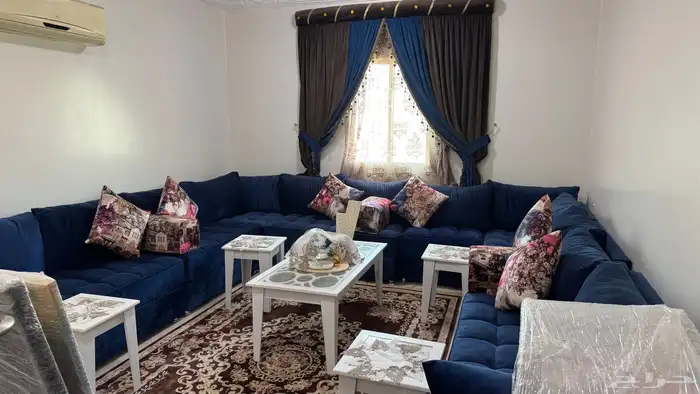 أثاث شقه كامل مجلس وصالتين وثلاجه وفرن وغرفه نوم كامله 9