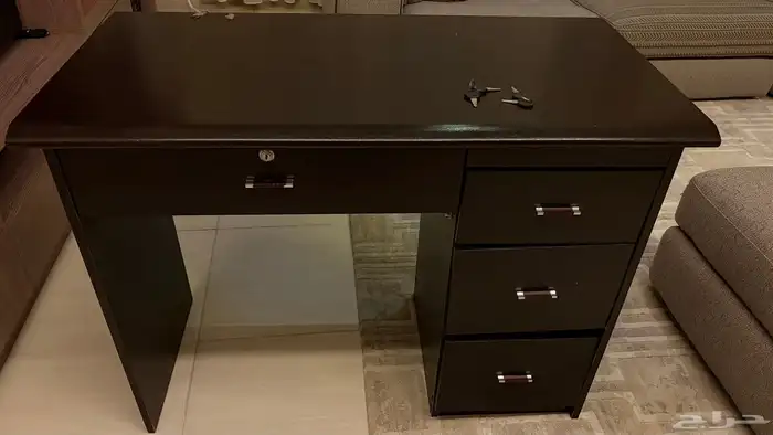 طاولة مكتبية بني كلاسيك 0