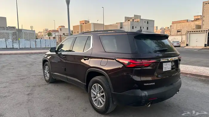 ترافيرس 8