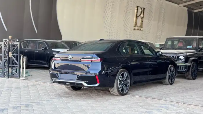 BMW735 I خليجي موديل 2026 3