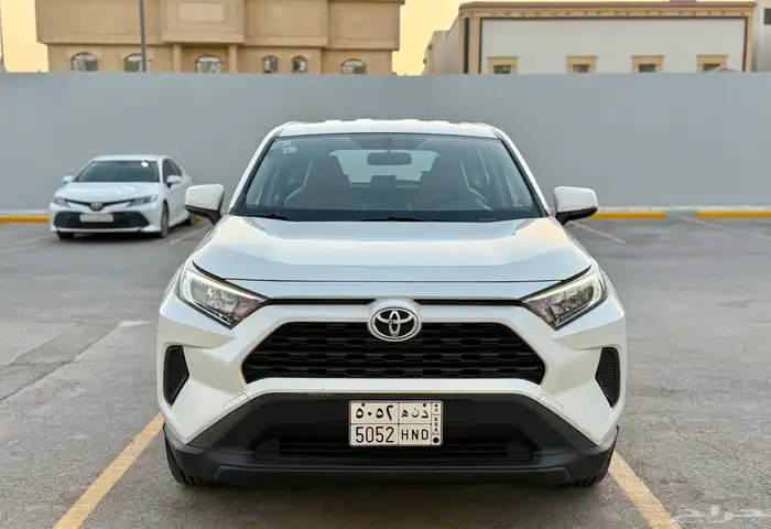 تويوتا راف فور 2021 نظيف جدا 2