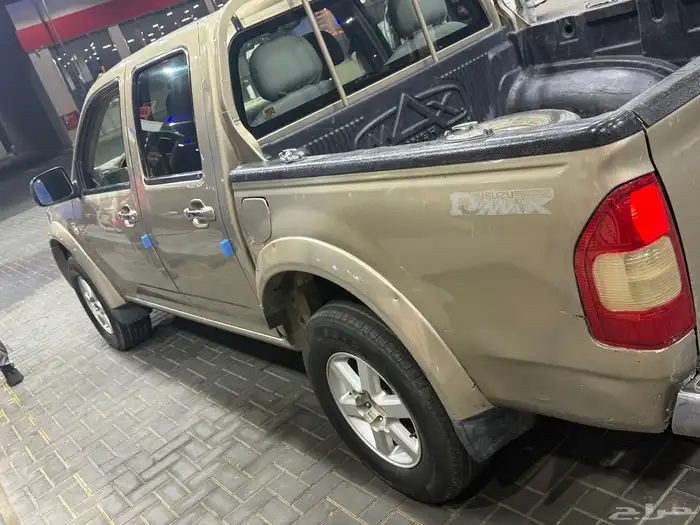isuzu d max 2005 5