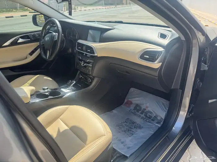 انفنتي Q30 Premium 1