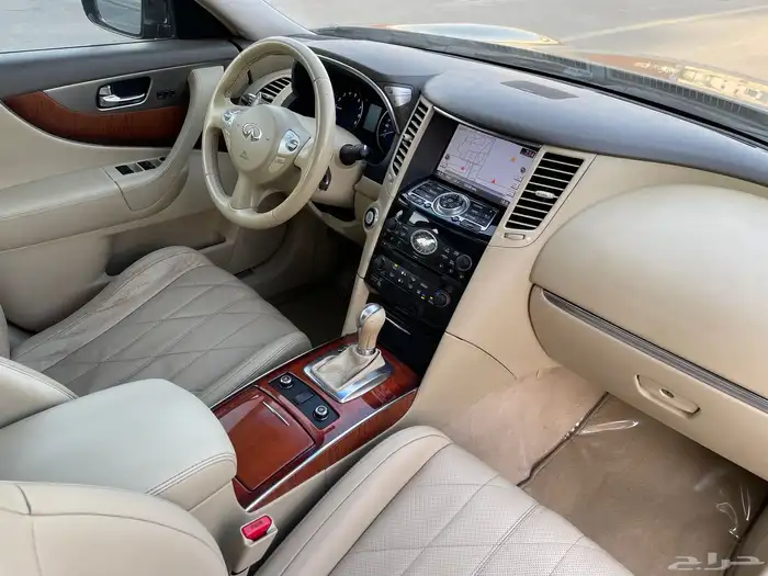 للبيع انفنيتي QX70 2016 27