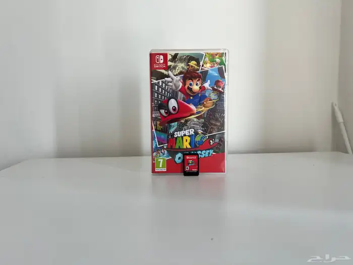 Nintedo switch limited edition (with Mario game) 4