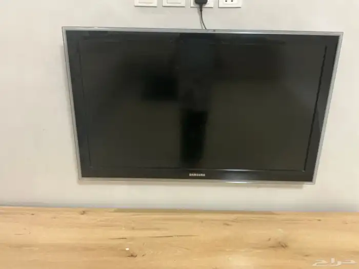 شاشه Samsung أربعين بوصه 0