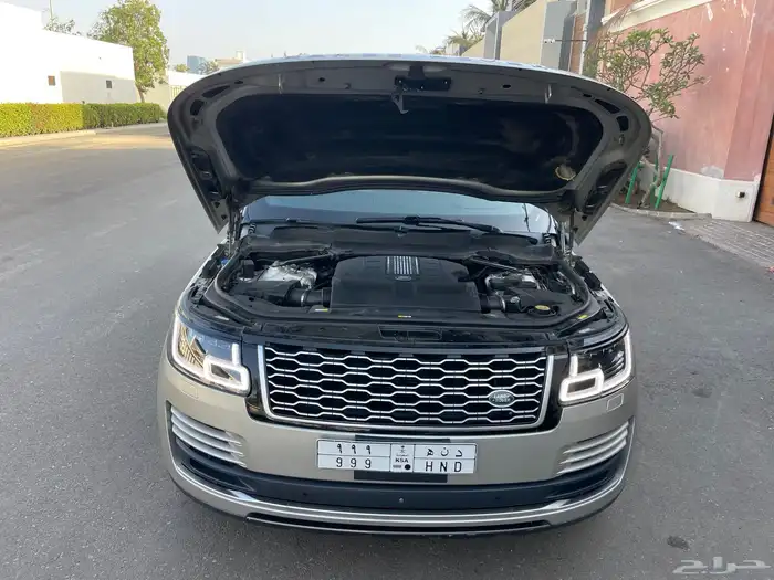 رنج روفر فوج SE V8 2018 ناغي ( بحالة الوكالة ) 15