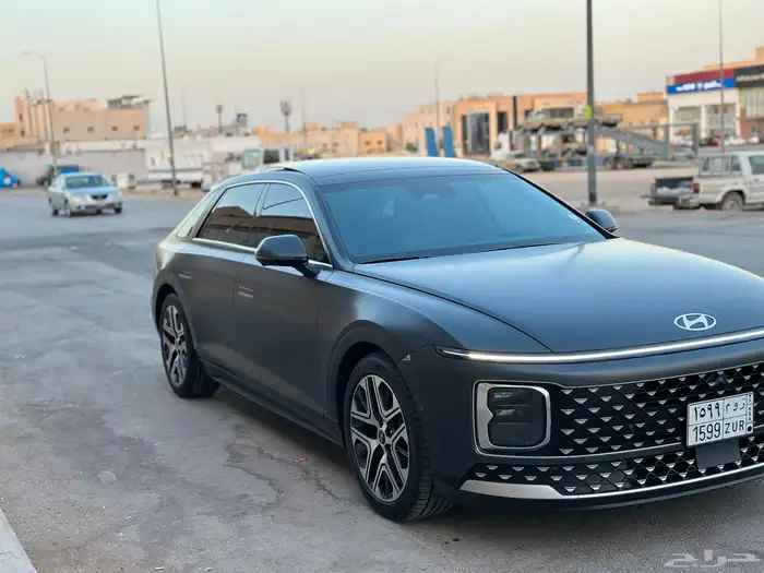 ازيرا 2025 1