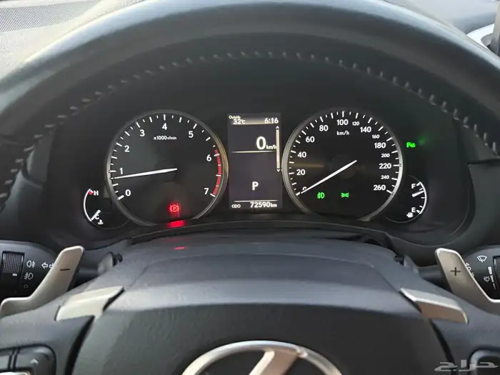 لكزس NX300 2019 10