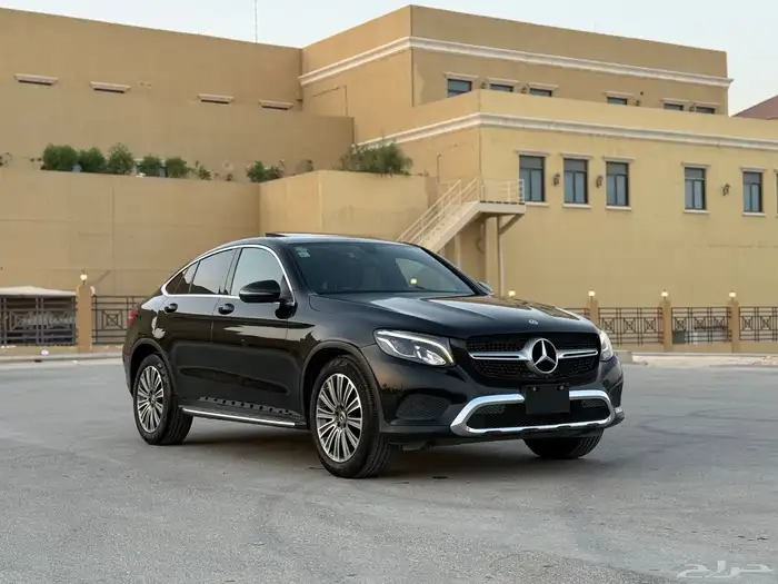 للبيع مرسيدس GLC300 كوبية 0