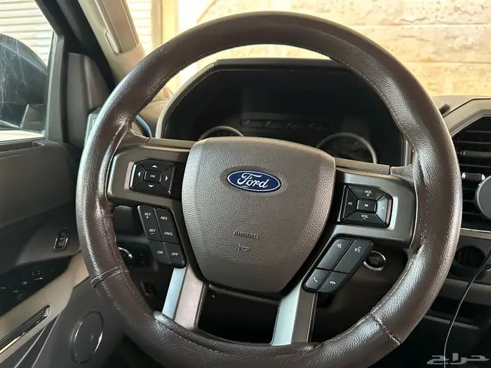 إكسبديشن 2018 XLT سعودي 33