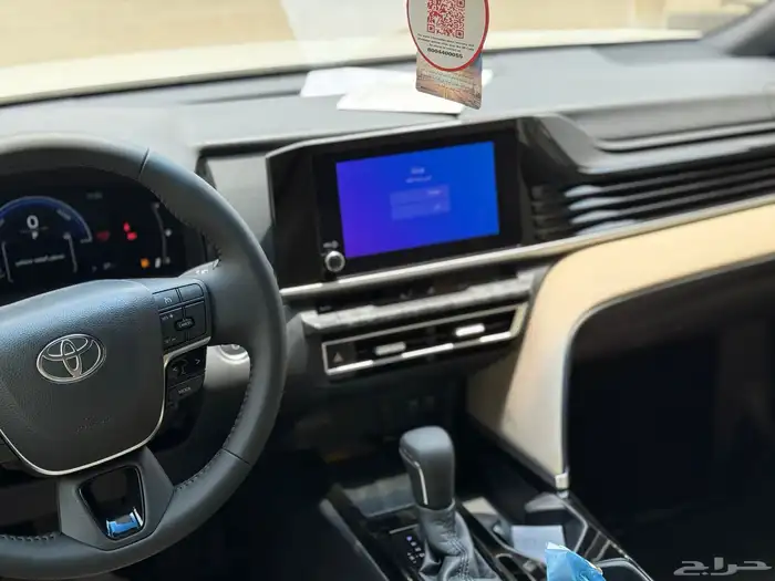 تويوتا كامري ال اي هايبرد 2025 11