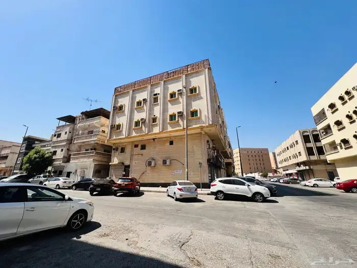للبيع عماره فى الدمام تجارية عوايل دخل 9 فى الميه 5