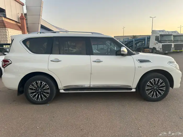 نيسان باترول 2014 SE2 8