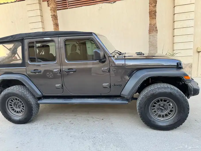 jeep wrangler sport plus 2024 0