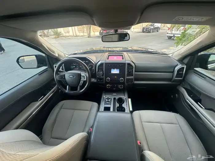 إكسبديشن 2018 XLT سعودي 9
