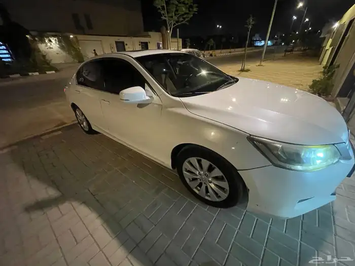 للبيع اكورد 2013 المالك الاول 9