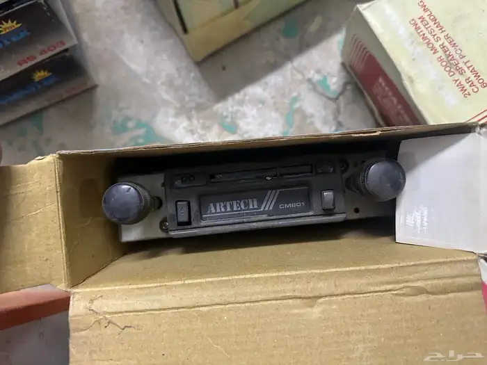 سماعات قديمة نادره وتعتبر من التراث 12