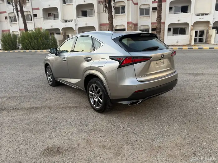 لكزس NX300 2019 2