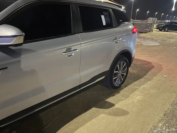 جيلي ازكارا 4