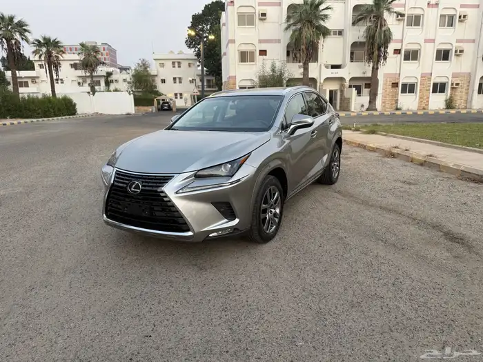 لكزس NX300 2019 0
