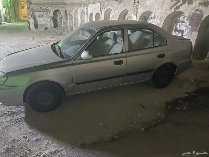 مديل 2004 تنفع استعمال او تشليح فيها الكمر والردايتر 5