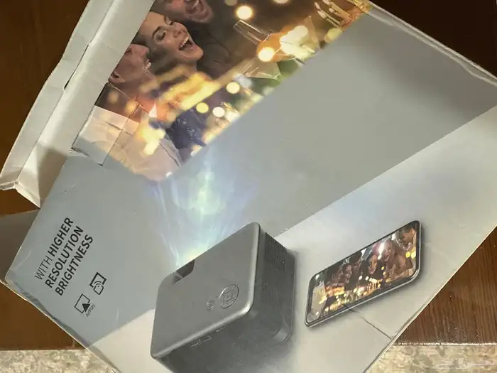 بروجكتر صغير استعمال نظيف مع نظارات 3D 0