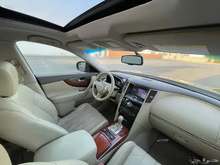 للبيع انفنيتي QX70 2016 21