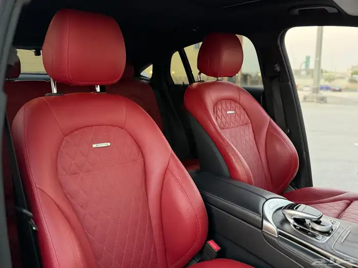 للبيع مرسيدس GLC300 كوبية 16