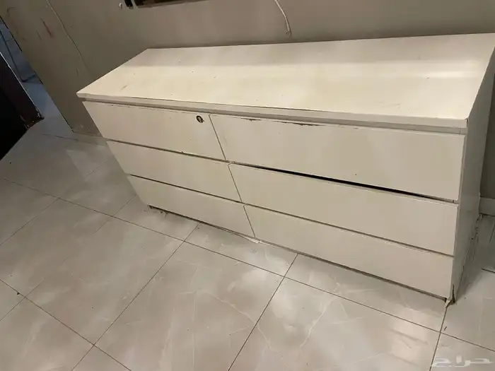 تسريحه غرفه نوم نظيفة للبيع 0