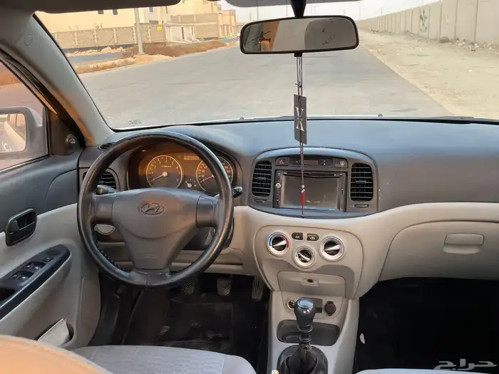 للبيع هيونداي اكسنت 2010 4