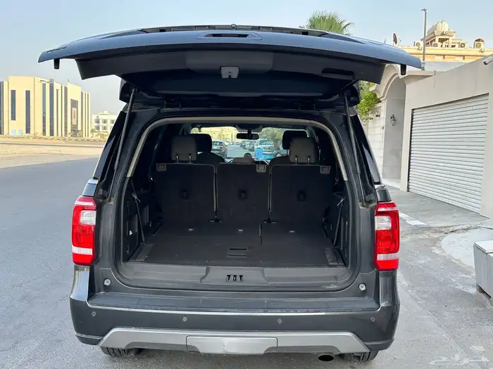 إكسبديشن 2018 XLT سعودي 39