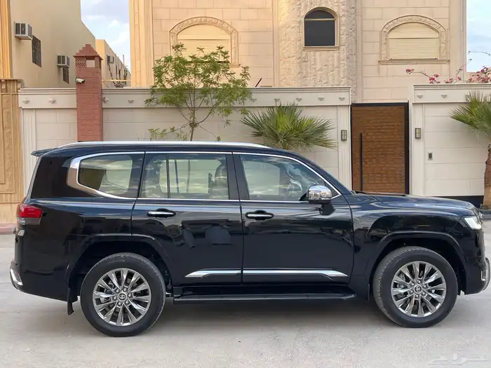لاندكروزر 2022 VXR فل كامل وارد عبدالغني ممشى 90 وكاله شررط 14