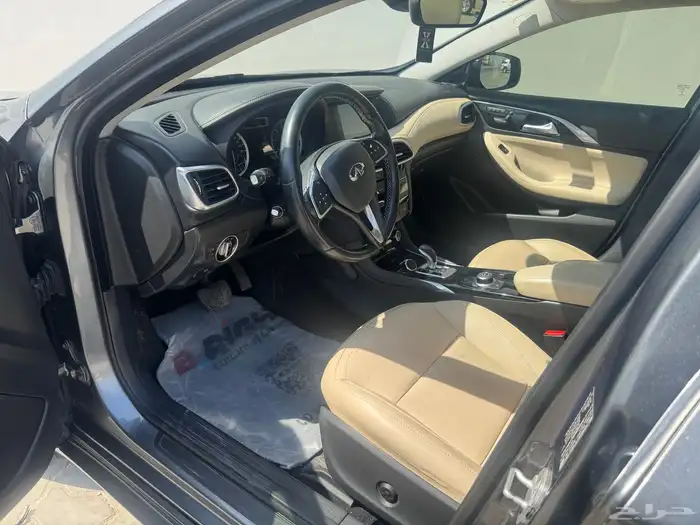 انفنتي Q30 Premium 3